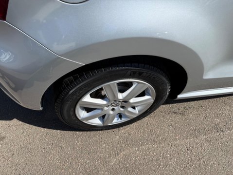 Volkswagen Polo 1.2 Match Edition Euro 5 3dr 24