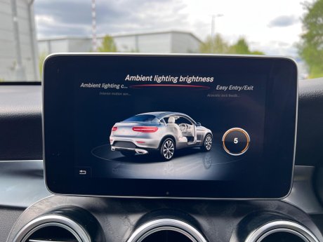 Mercedes-Benz GLC 2.1 GLC220d AMG Line (Premium Plus) Coupe G-Tronic 4MATIC Euro 6 (s/s) 5dr 51