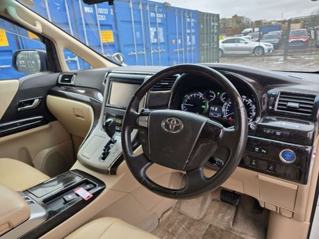 Toyota Alphard Auto+Hybrid+Ulez+7Seats 17