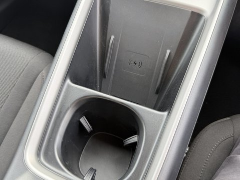 BYD Dolphin G 1.5 DM-i Boost 5dr Auto 28