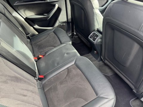 Audi Q3 1.4 TFSI CoD Black Edition SUV 5dr Petrol Manual Euro 6 (s/s) (150 ps) 25