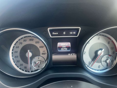 Mercedes-Benz GLA 2.1 GLA 200 D AMG Line 5dr 41