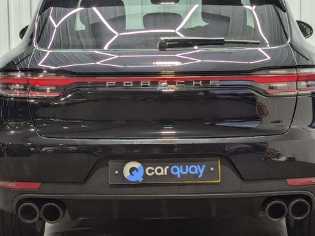 Porsche Macan 2.0 Macan Semi-Auto 4WD 5dr 35