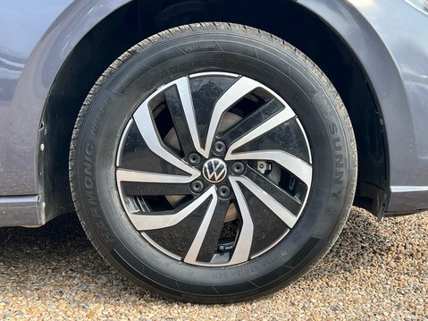 Volkswagen Polo LIFE TSI DSG 4