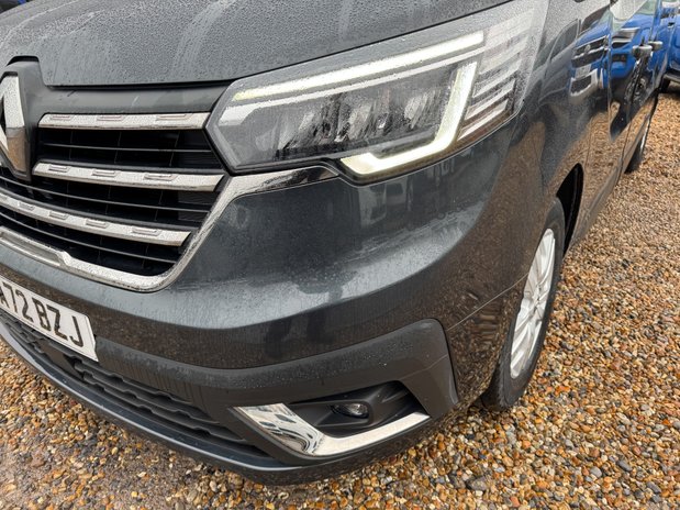 Renault Trafic LWB L2H1 Ll30 Sport Dci Air Con Navigation Sensors EURO 6 SELECT 18
