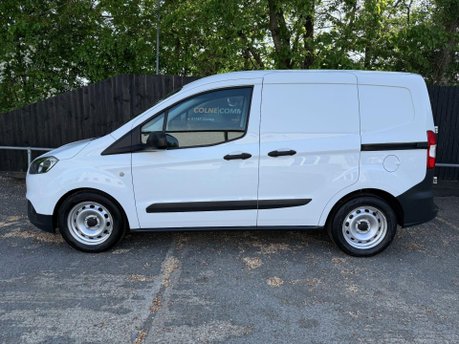 Ford Transit Courier BASE TDCI