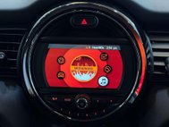 Mini Hatch 2.0 Cooper S Sport Hatchback 5dr Petrol Steptronic Euro 6 (s/s) (192 ps) 26