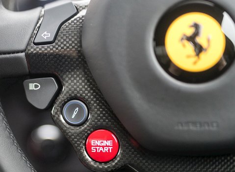 Ferrari F12 Berlinetta 35