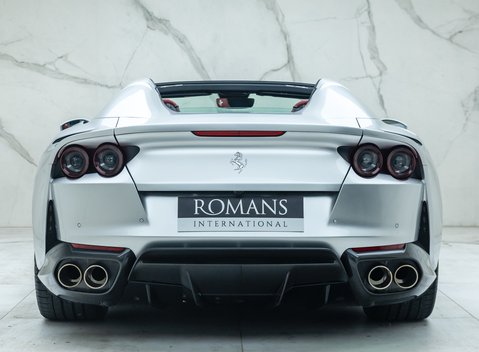 Ferrari 812 GTS 8