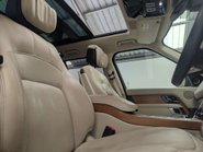 Land Rover Range Rover 3.0 Range Rover Autobiography Auto 4WD 5dr 31