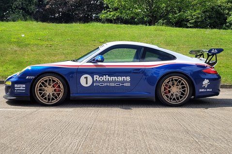 Porsche 911 CARRERA 4S 6