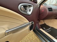 Aston Martin Vanquish V12 S 51