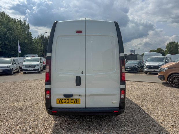 Renault Trafic LWB L2H2 [SOLD MT] High Roof Business LL30 Air Con Sensors Cam EURO 6 7