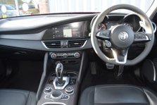 Alfa Romeo Giulia TD LUSSO TI 8