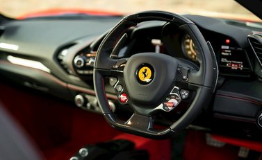 Ferrari 488 GTB 11