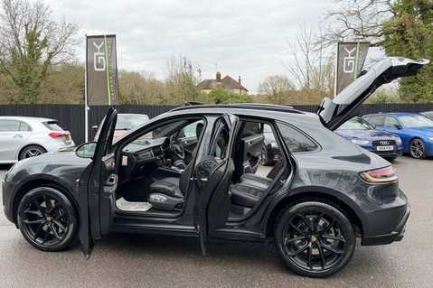 Porsche Macan GTS PDK -BURMESTER HIGH END -PAN ROOF -GTS SPORT PACK-PTV PLUS -£19K EXTRAS 18