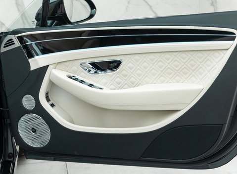 Bentley Continental GT Speed Convertible 23