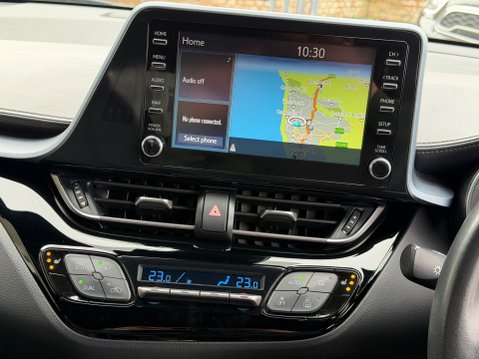 Toyota C-HR DESIGN 21