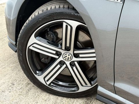 Volkswagen Golf 2.0 Golf R TSi 4Motion Semi-Auto 4WD 5dr 47