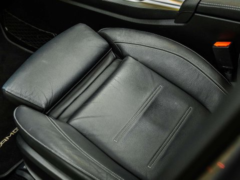 Mercedes-Benz A Class 2.0 A35 AMG (Premium Plus) Hatchback 5dr Petrol SpdS DCT 4MATIC Euro 6 (s/s 70