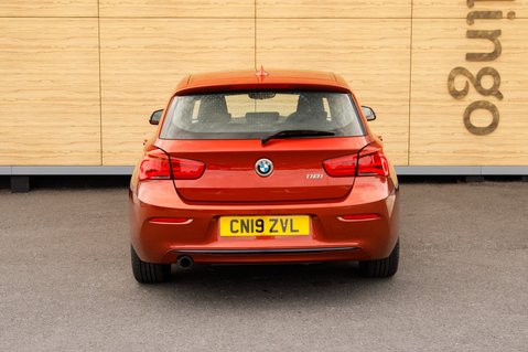 BMW 1 Series 118I SPORT 6