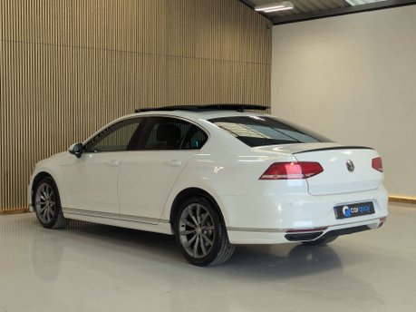 Volkswagen Passat 2.0 Passat R-Line TDI BlueMotion Technology Semi-Auto 4dr 20