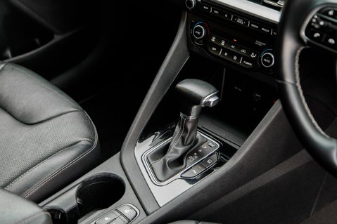 Kia Niro 3 29