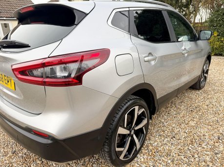 Nissan Qashqai 1.6 dCi Tekna Euro 6 (s/s) 5dr 9