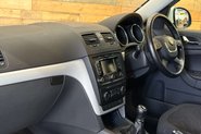 Skoda Yeti 2.0 TDI SE Plus SUV 5dr Diesel Manual 4WD Euro 5 (140 ps) 11