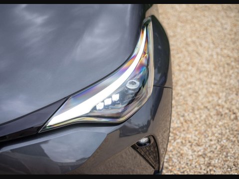 Toyota C-HR 2.0 C-HR GR Sport HEV CVT 5dr 19