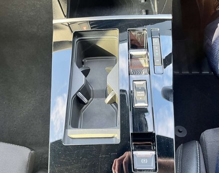 Vauxhall Astra 1.2 Astra Ultimate Turbo Auto 5dr 50