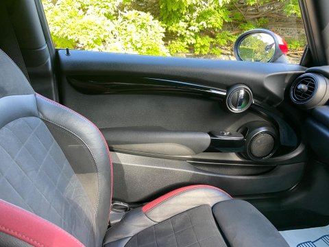 Mini Hatch 2.0 John Cooper Works Hatchback 3dr Petrol Steptronic Euro 6 (s/s) (231 ps) 37