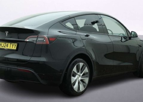 Tesla Model Y SUV 5dr Electric Auto RWD (346 ps) 9