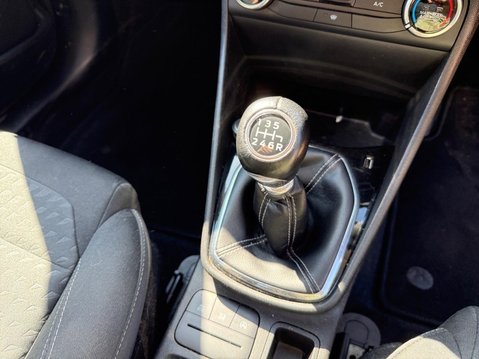 Ford Fiesta 1.0T EcoBoost Zetec Euro 6 (s/s) 5dr 22