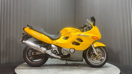 Suzuki GSX 1999 ALL COMPLETE 39K SPARES OR REPAIR PROJECT 600CC 1