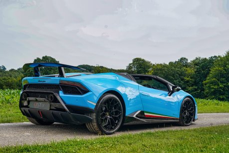 Lamborghini Huracan LP 640-4 PERFORMANTE SPYDER