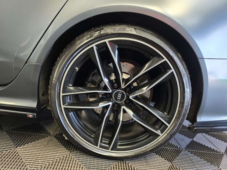 Audi RS6 4.0 TFSI V8 Estate 5dr Petrol Tiptronic quattro Euro 6 (s/s) (560 ps) 33
