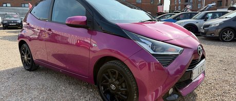 Toyota Aygo VVT-I X-CITE.5 TOYOTA SERVICES.REVERSING CAMERA.A/C..1 PREVIOUS OWNER 1