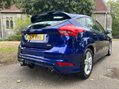 Ford Focus ZETEC S 13