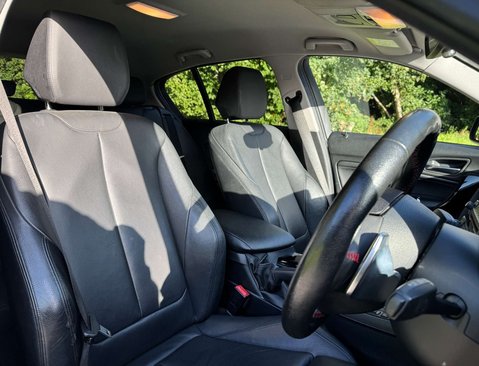 BMW 1 Series 2.0 120d Sport Auto 5dr 19