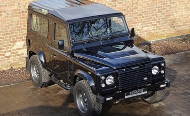Land Rover Defender T40 3