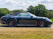 Porsche 911 Carrera GTS PDK 24