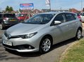 Toyota Auris VVT-I HYBRID BUSINESS EDITION TSS 10