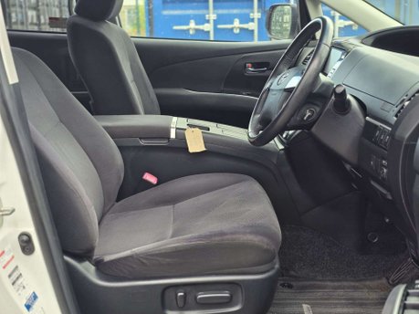Toyota Estima HyBrid+EleDoor Power TailGate+SuperClean 19