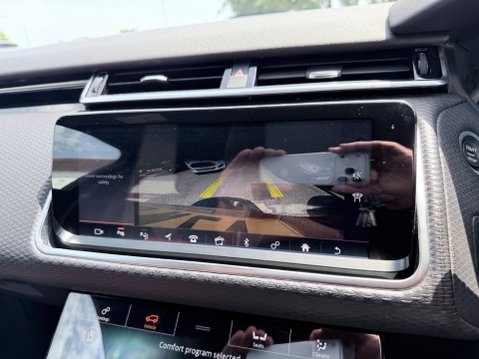 Land Rover Range Rover Velar 2.0 R-DYNAMIC SE 19