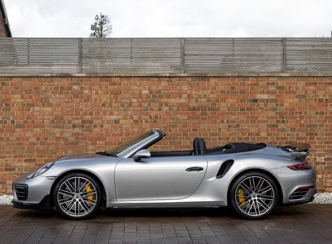 Porsche 911 Turbo Cabriolet (991.2) 2
