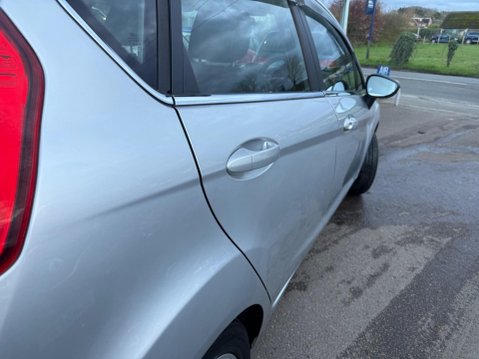 Ford Fiesta 1.25 Zetec Euro 5 5dr 28