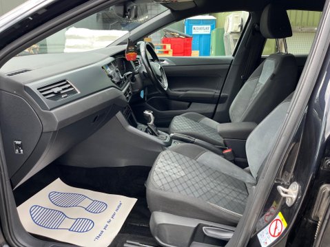 Volkswagen Taigo 1.0 TSI R-Line DSG Euro 6 (s/s) 5dr 8