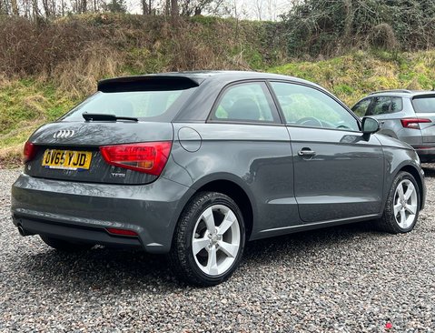 Audi A1 1.0 A1 Sport TFSI Semi-Auto 3dr 4