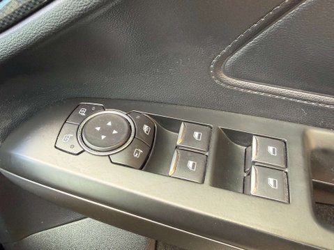 Ford Focus 2.3 Focus ST 5dr 35